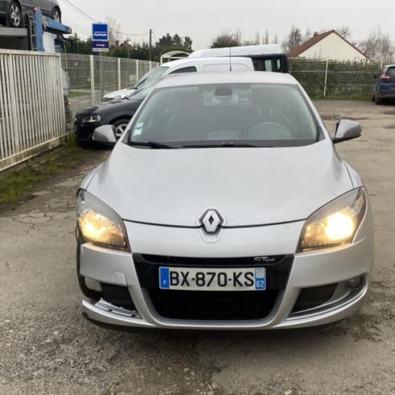 Aile avant gauche RENAULT MEGANE 3 Photo n°10
