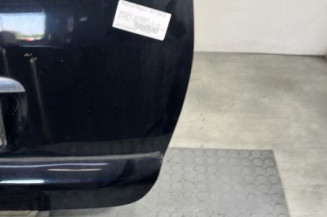 Malle/Hayon arriere MERCEDES CLASSE M 163