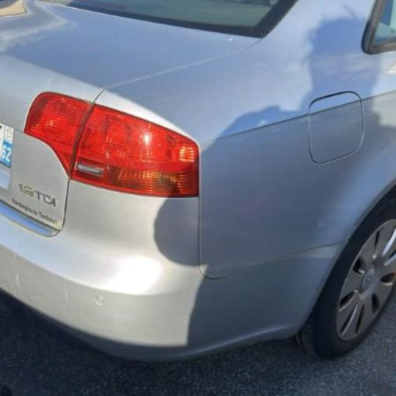 Moteur AUDI A4 2 Photo n°13