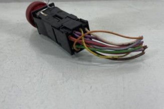 Bouton de warning PEUGEOT 106