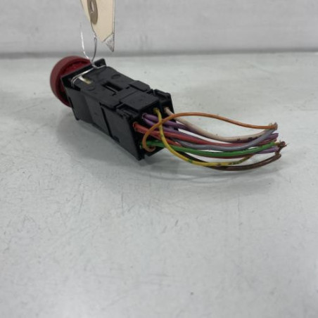 Bouton de warning PEUGEOT 106