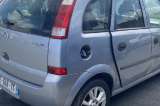 Moteur essuie glace arriere OPEL MERIVA A