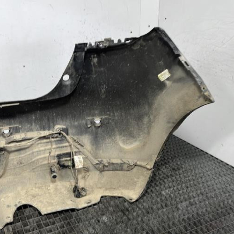 Pare choc arriere RENAULT CLIO 3 Photo n°5