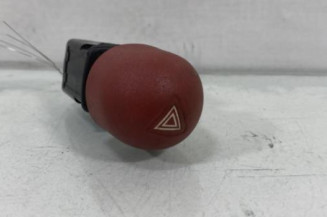 Bouton de warning RENAULT TWINGO 1 Photo n°1