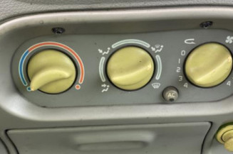 Bouton de warning RENAULT TWINGO 1