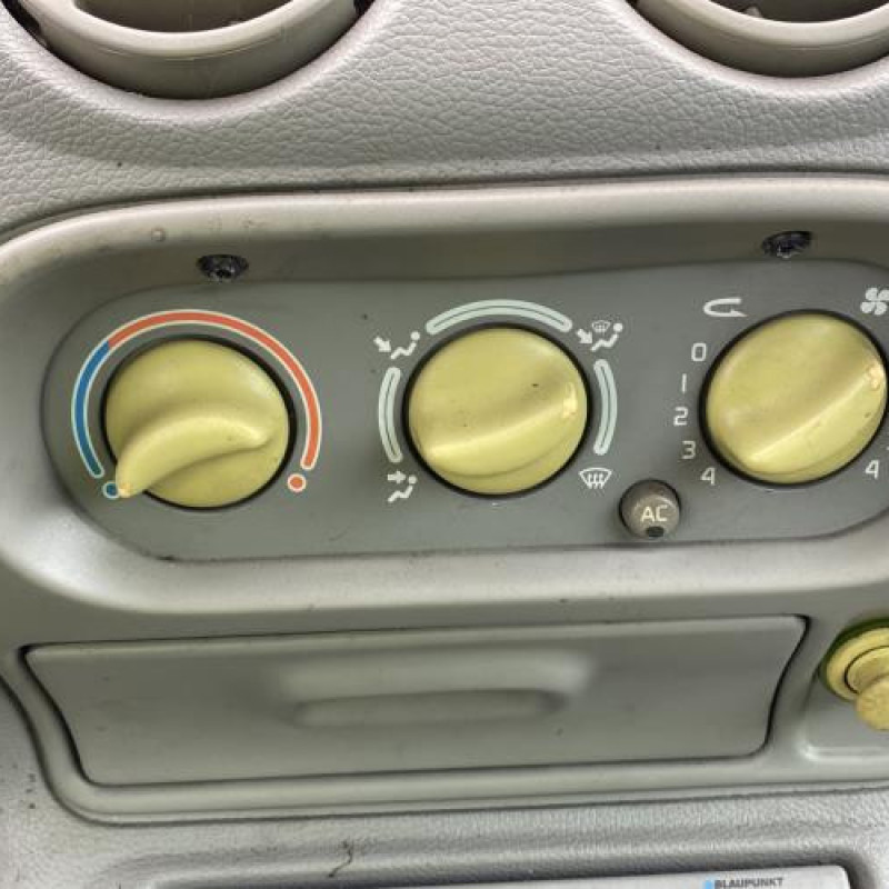 Interrupteur de leve vitre avant droit RENAULT TWINGO 1 Photo n°20