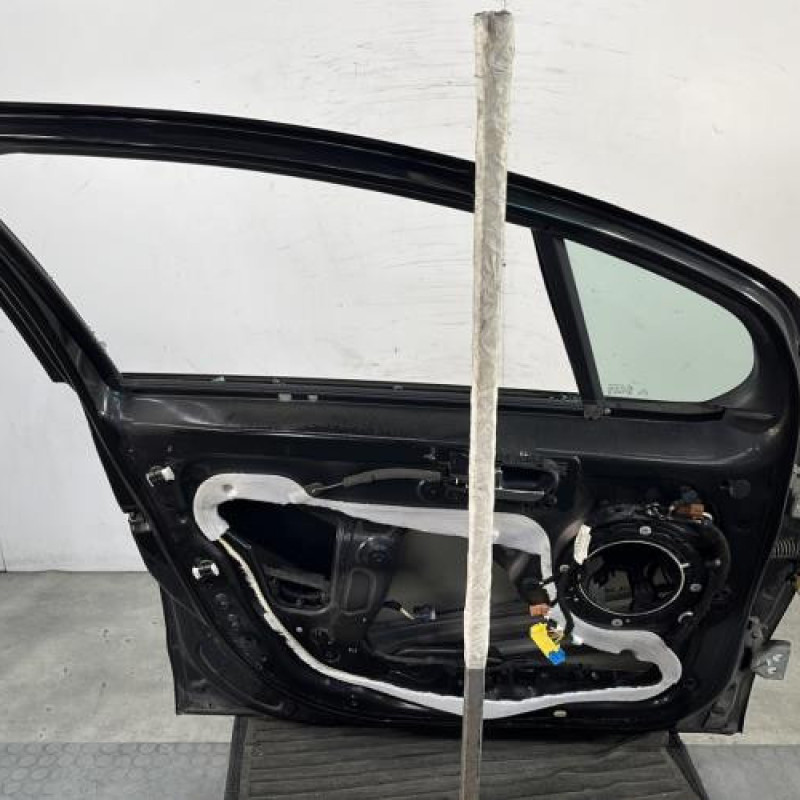 Porte avant gauche CITROEN C3 2 Photo n°6