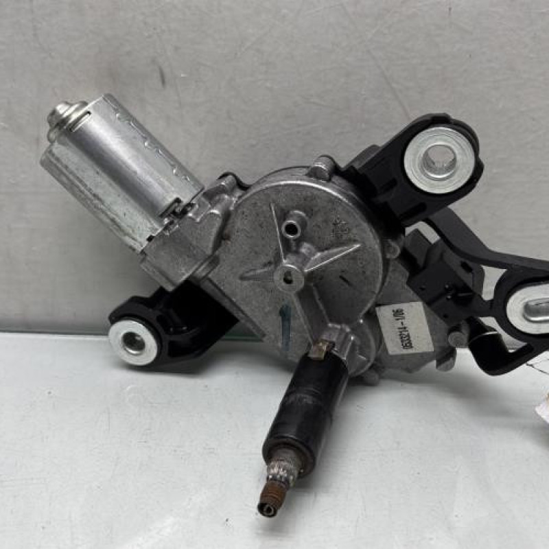 Moteur essuie glace arriere VOLKSWAGEN GOLF 5 Photo n°1