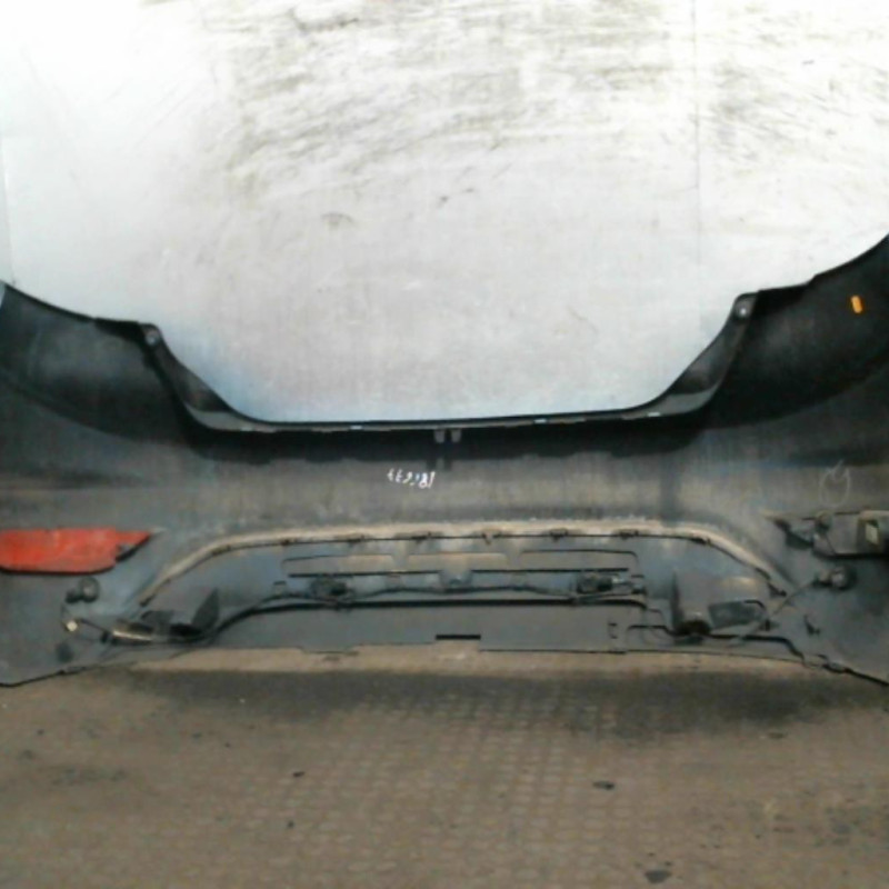 Pare choc arriere FORD FIESTA 6 Photo n°10