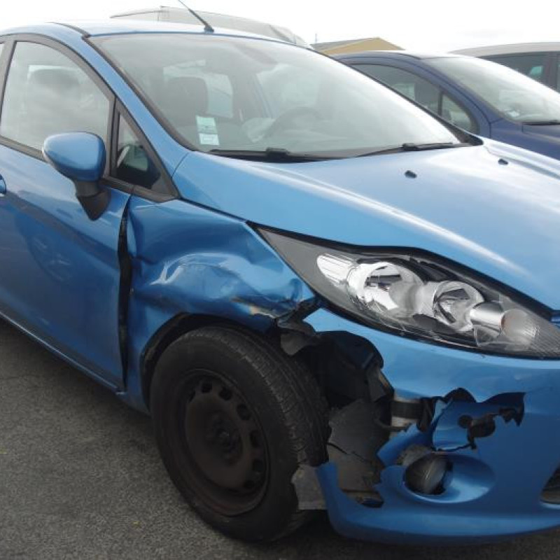 Pare choc arriere FORD FIESTA 6 Photo n°12