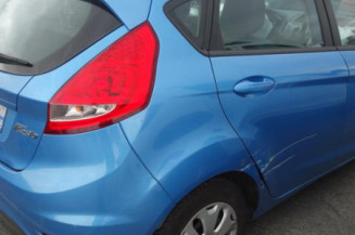 Pare choc arriere FORD FIESTA 6
