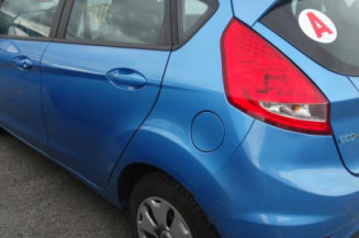Pare choc arriere FORD FIESTA 6