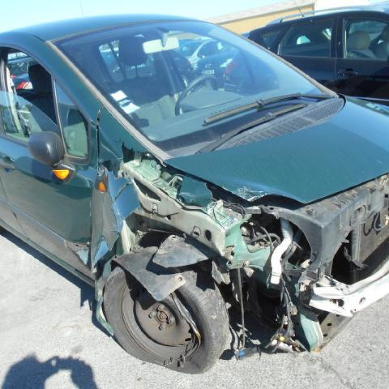 Pare choc arriere RENAULT MODUS Photo n°9