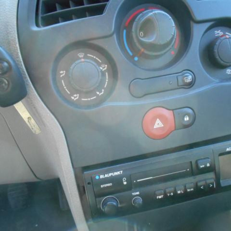Pare choc arriere RENAULT MODUS Photo n°13