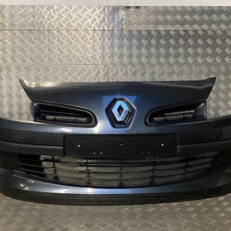 Pare choc avant RENAULT CLIO 3 Photo n°1