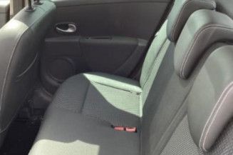 Pare choc arriere RENAULT CLIO 3