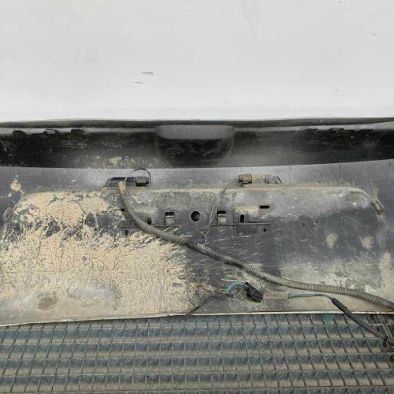 Pare choc arriere RENAULT CLIO 3 Photo n°5