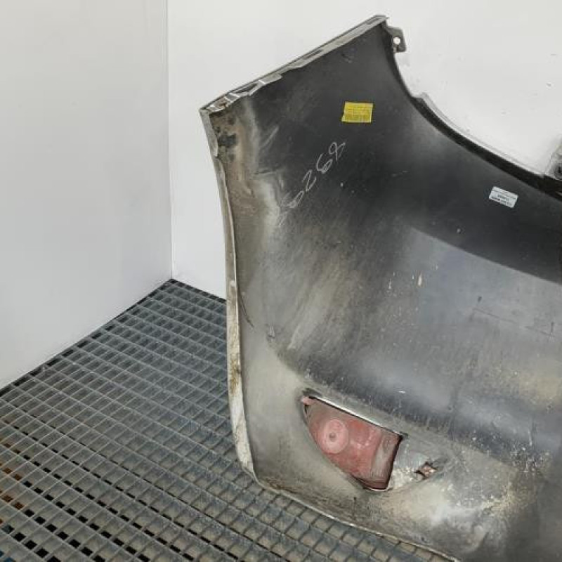 Pare choc arriere RENAULT CLIO 3 Photo n°6