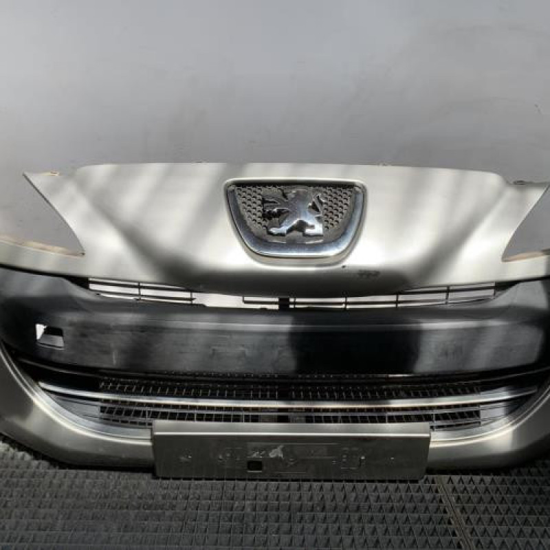 Pare choc avant PEUGEOT 308 1 Photo n°4