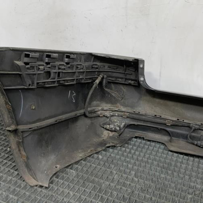 Pare choc arriere VOLKSWAGEN PASSAT 4 Photo n°9