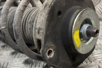 Amortisseur avant droit VOLKSWAGEN POLO 4