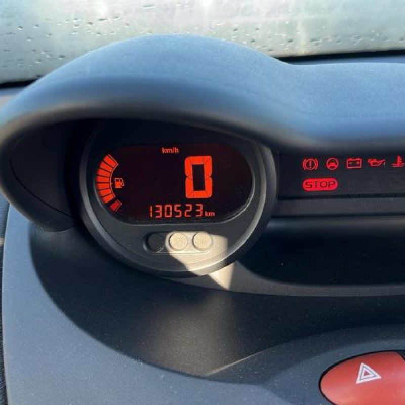 Pare choc arriere RENAULT TWINGO 2 Photo n°19