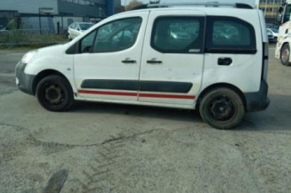 Pare choc avant CITROEN BERLINGO 2