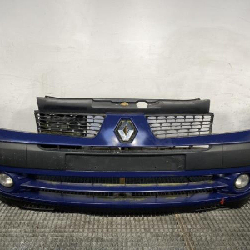 Pare choc avant RENAULT CLIO 2 Photo n°1