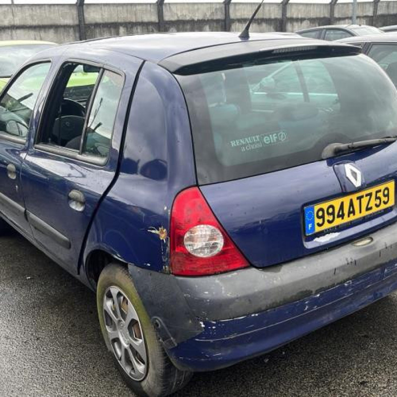 Pare choc avant RENAULT CLIO 2 Photo n°15