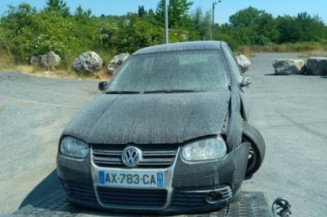 Pare choc arriere VOLKSWAGEN GOLF 4