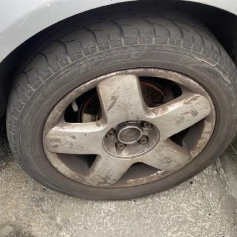 Cremaillere assistee VOLKSWAGEN POLO 4 Photo n°19