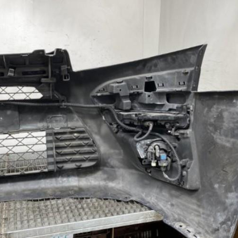 Pare choc avant CITROEN C4 PICASSO 1 Photo n°9