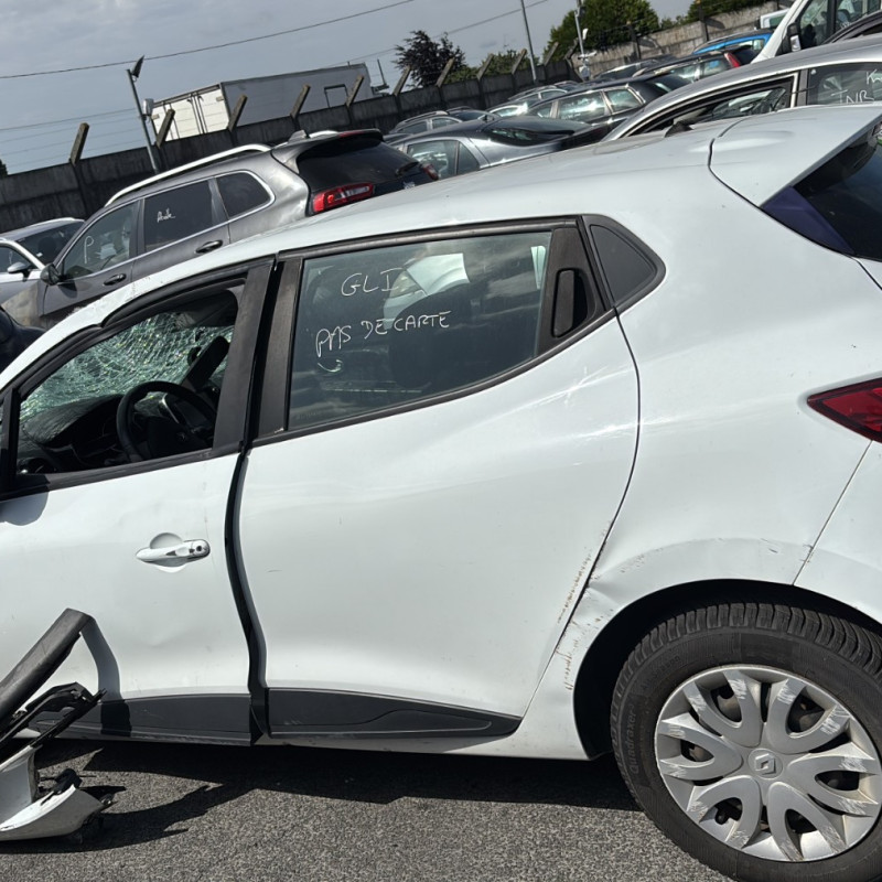 RENAULT CLIO 4 PHASE 2 1.5 DCI - 8V TURBO Photo n°6