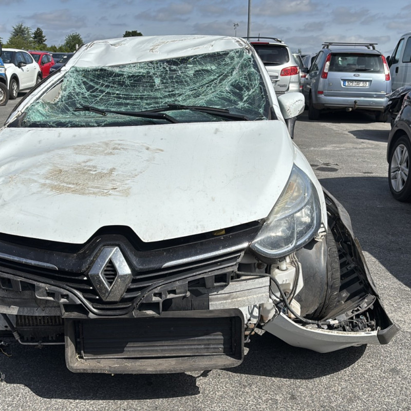 RENAULT CLIO 4 PHASE 2 1.5 DCI - 8V TURBO Photo n°8