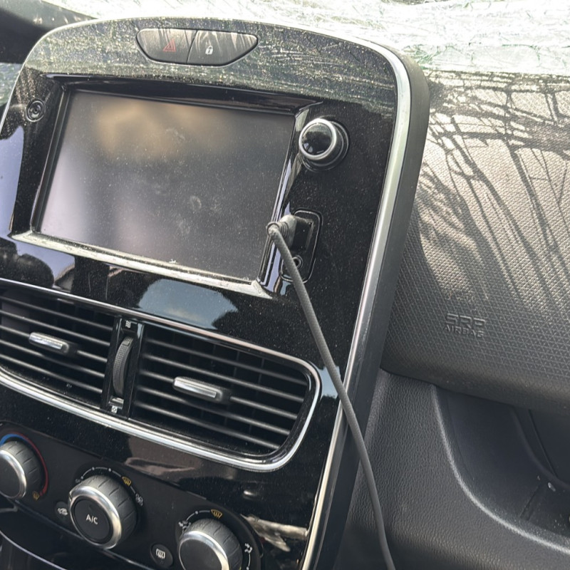 RENAULT CLIO 4 PHASE 2 1.5 DCI - 8V TURBO Photo n°20