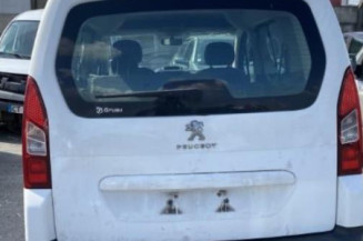 Pare choc arriere PEUGEOT PARTNER 2