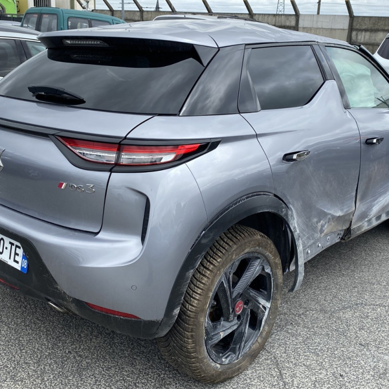 DS DS3 CROSSBACK 1.5 BLUE HDI - 16V TURBO Photo n°16