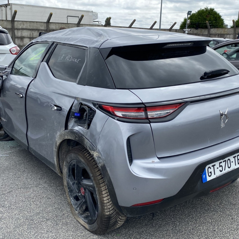 DS DS3 CROSSBACK 1.5 BLUE HDI - 16V TURBO Photo n°17