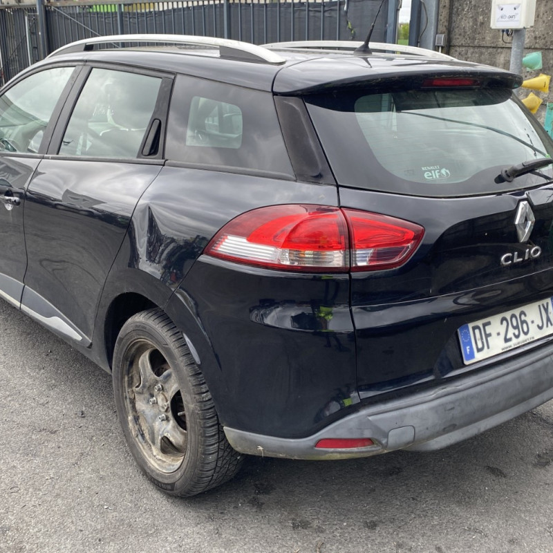 RENAULT CLIO 4 PHASE 1 BREAK 1.5 DCI - 8V TURBO Photo n°4