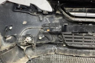 Pare choc avant PEUGEOT 2008 1