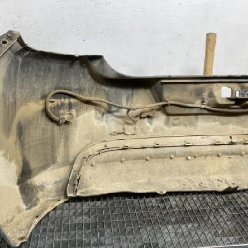 Pare choc arriere CITROEN C4 2 Photo n°6