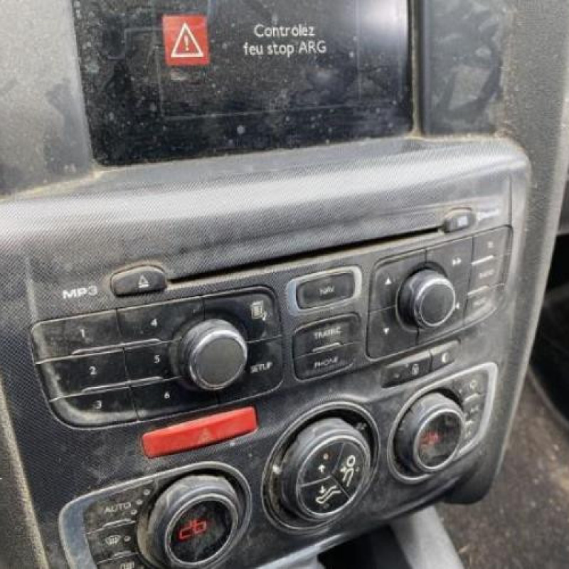 Pare choc arriere CITROEN C4 2 Photo n°10
