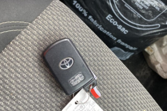 TOYOTA YARIS 3 PHASE 2 1.5i - 16V HYBRID