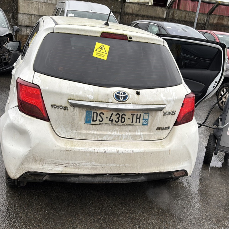 TOYOTA YARIS 3 PHASE 2 1.5i - 16V HYBRID Photo n°15