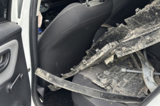 TOYOTA YARIS 3 PHASE 2 1.5i - 16V HYBRID