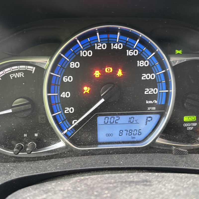 TOYOTA YARIS 3 PHASE 2 1.5i - 16V HYBRID Photo n°29