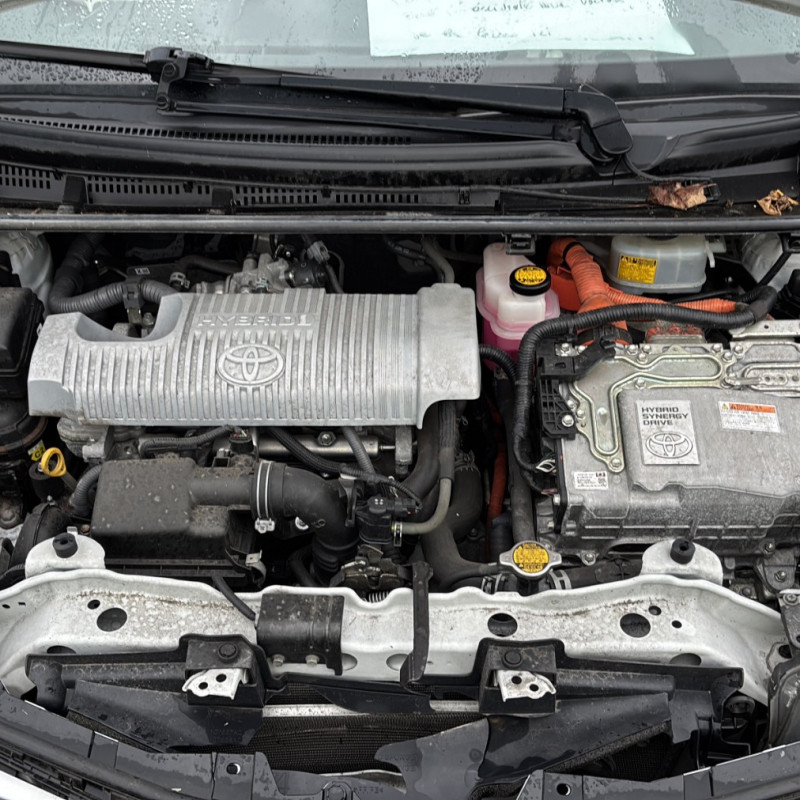 TOYOTA YARIS 3 PHASE 2 1.5i - 16V HYBRID Photo n°32