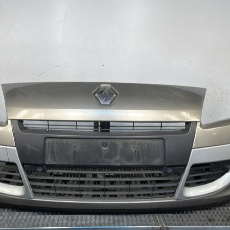 Pare choc avant RENAULT SCENIC 3 Photo n°1