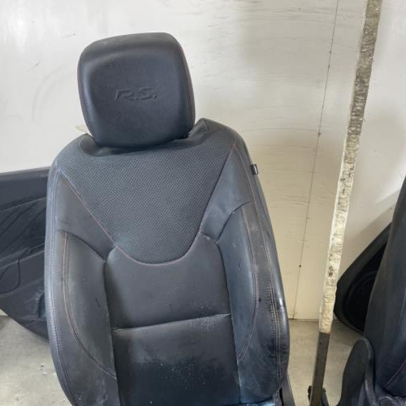 Interieur complet RENAULT CLIO 4 Photo n°7