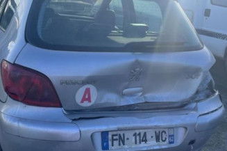 Pare choc avant PEUGEOT 307